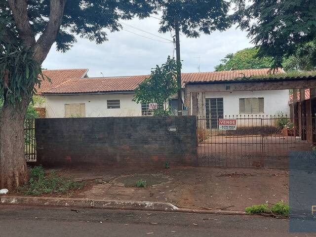 #12 - Casa para Venda em Jaguapitã - PR