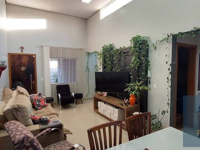 Casa para Venda em Londrina - 4