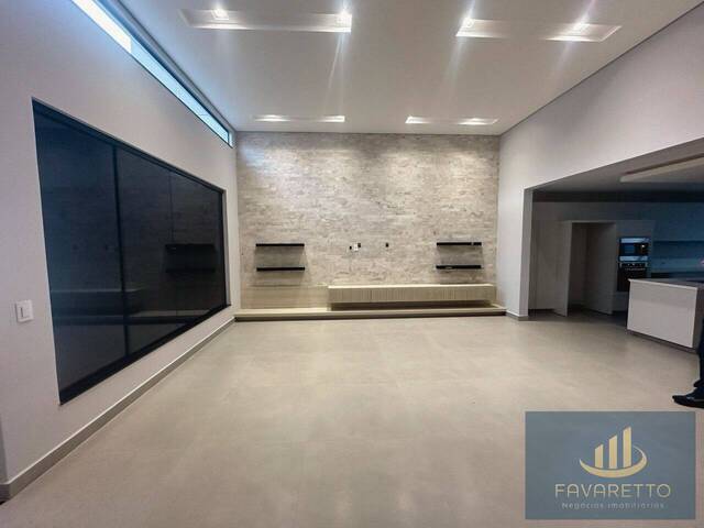 #25 - Casa para Venda em Londrina - PR