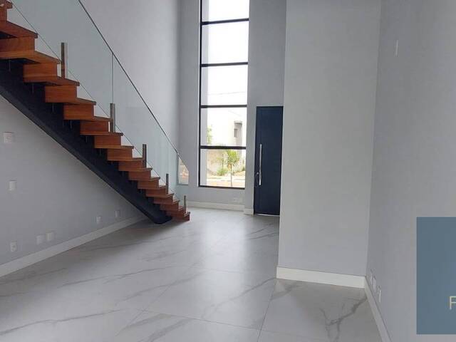 #37 - Casa para Venda em Londrina - PR - 3